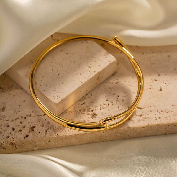 Eclipse Twist Bangle