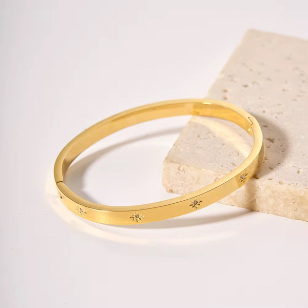 Starline Gold Bangle